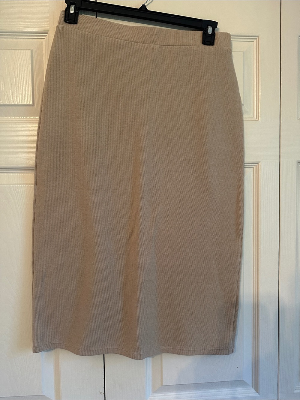 Old Navy Taupe Knit Pencil Skirt